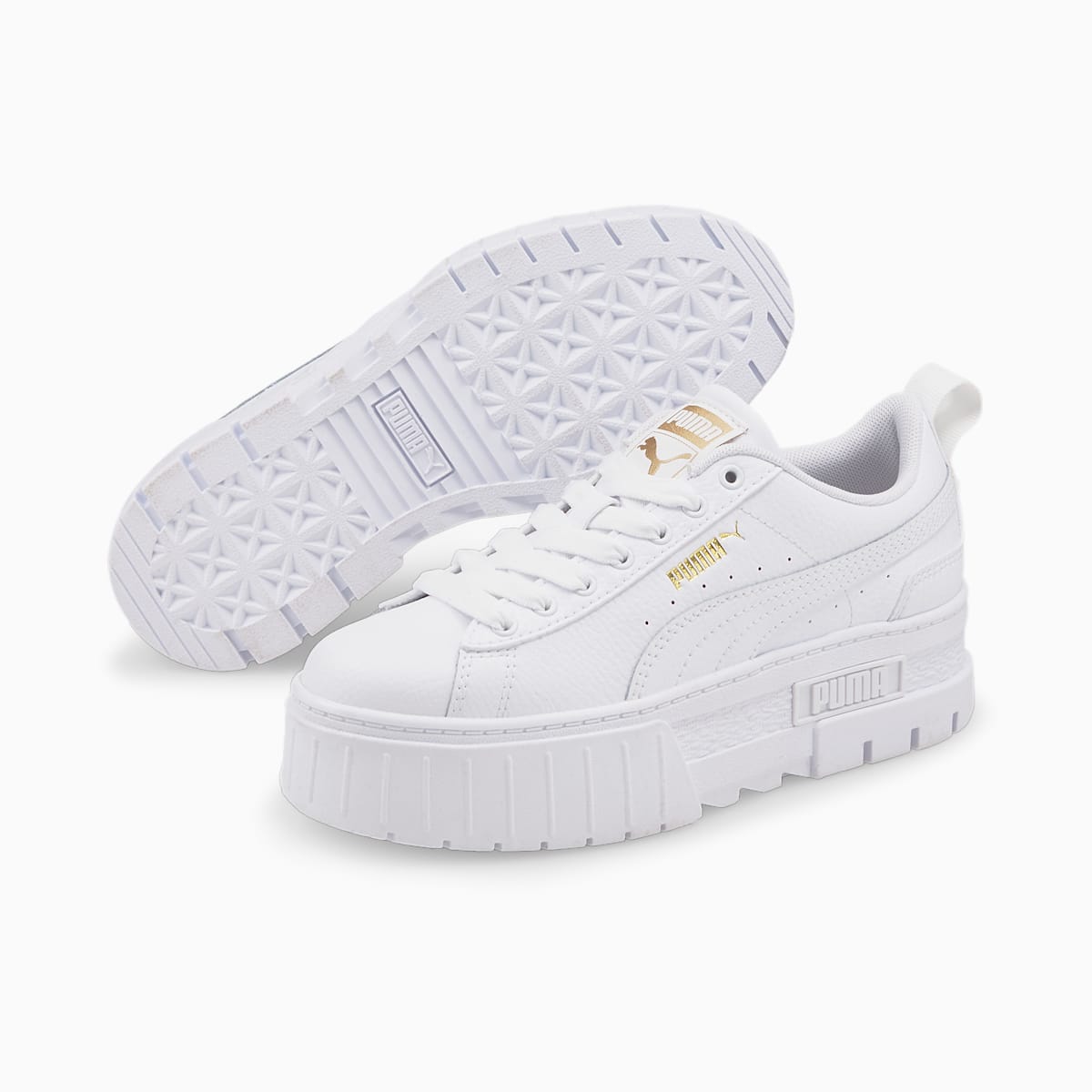 Zapatillas puma blancas con sale dorado